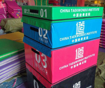 比赛用体操垫应该选用什么材质呢?